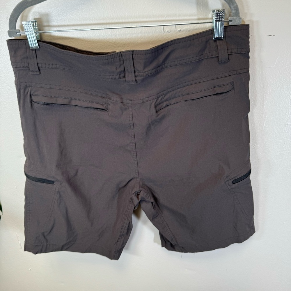 men's gray nylon shorts cargo pockets zipper spandex stretch waist 36" GERRY - Picture 6 of 7